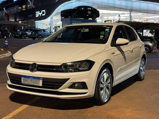 VOLKSWAGEN POLO 1.0 200 TSI COMFORTLINE AUTOMÁTICO VOLKSWAGEN POLO 1.0 200 TSI COMFORTLINE AUTOMÁTICO